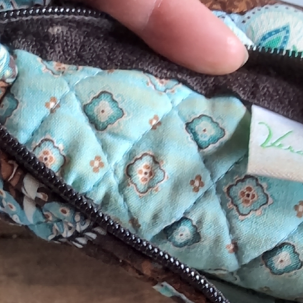 Vera Bradley Makeup Bag - Picture 3 of 5